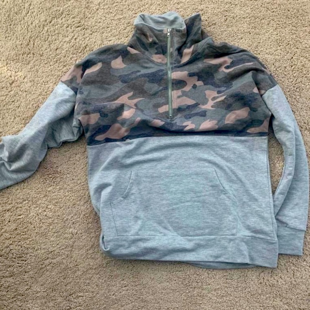 1/4 zip women camo